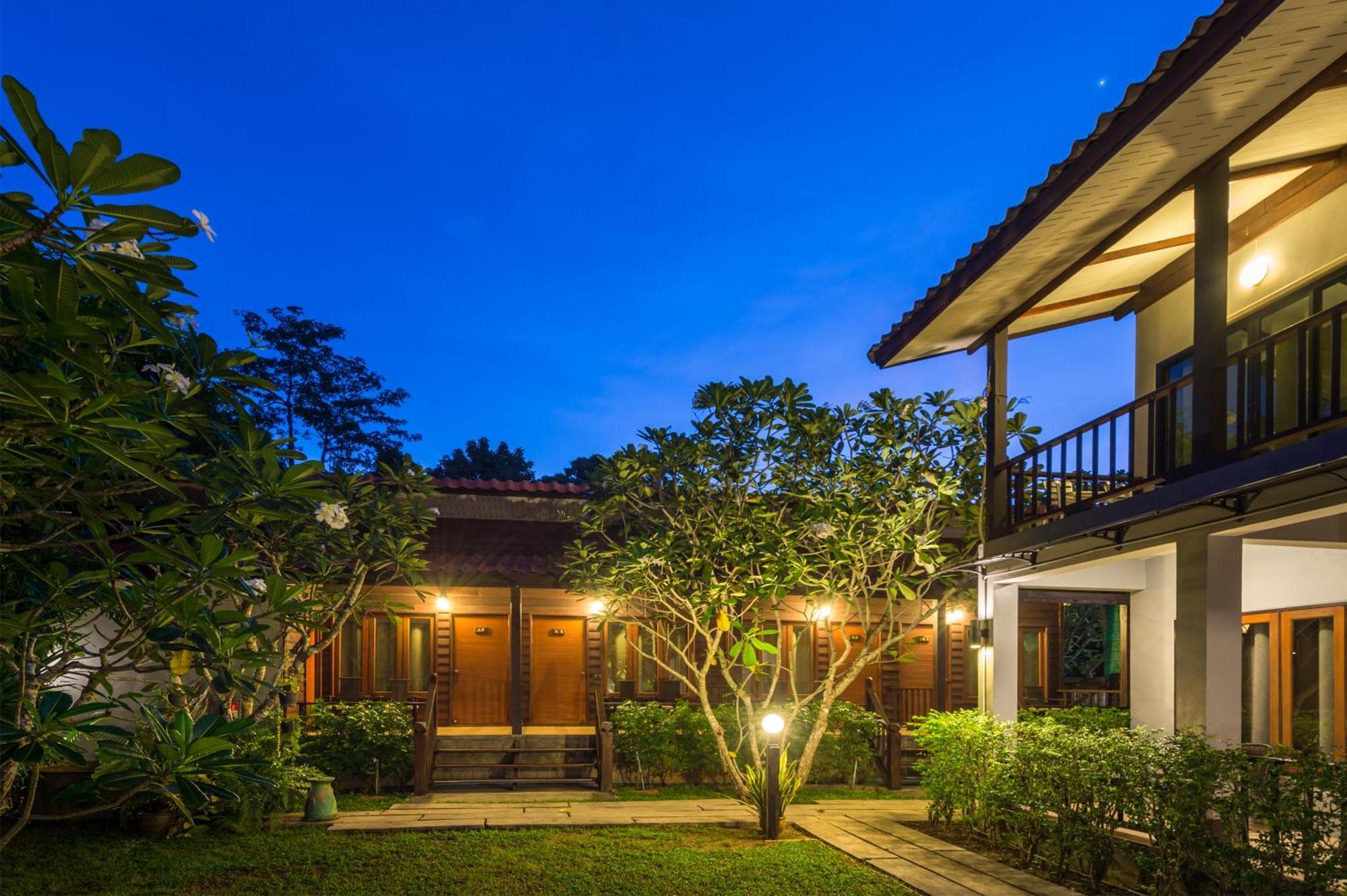 Lanta Thip House By Swiss-Belhotel - Sha Plus Koh Lanta Exterior photo